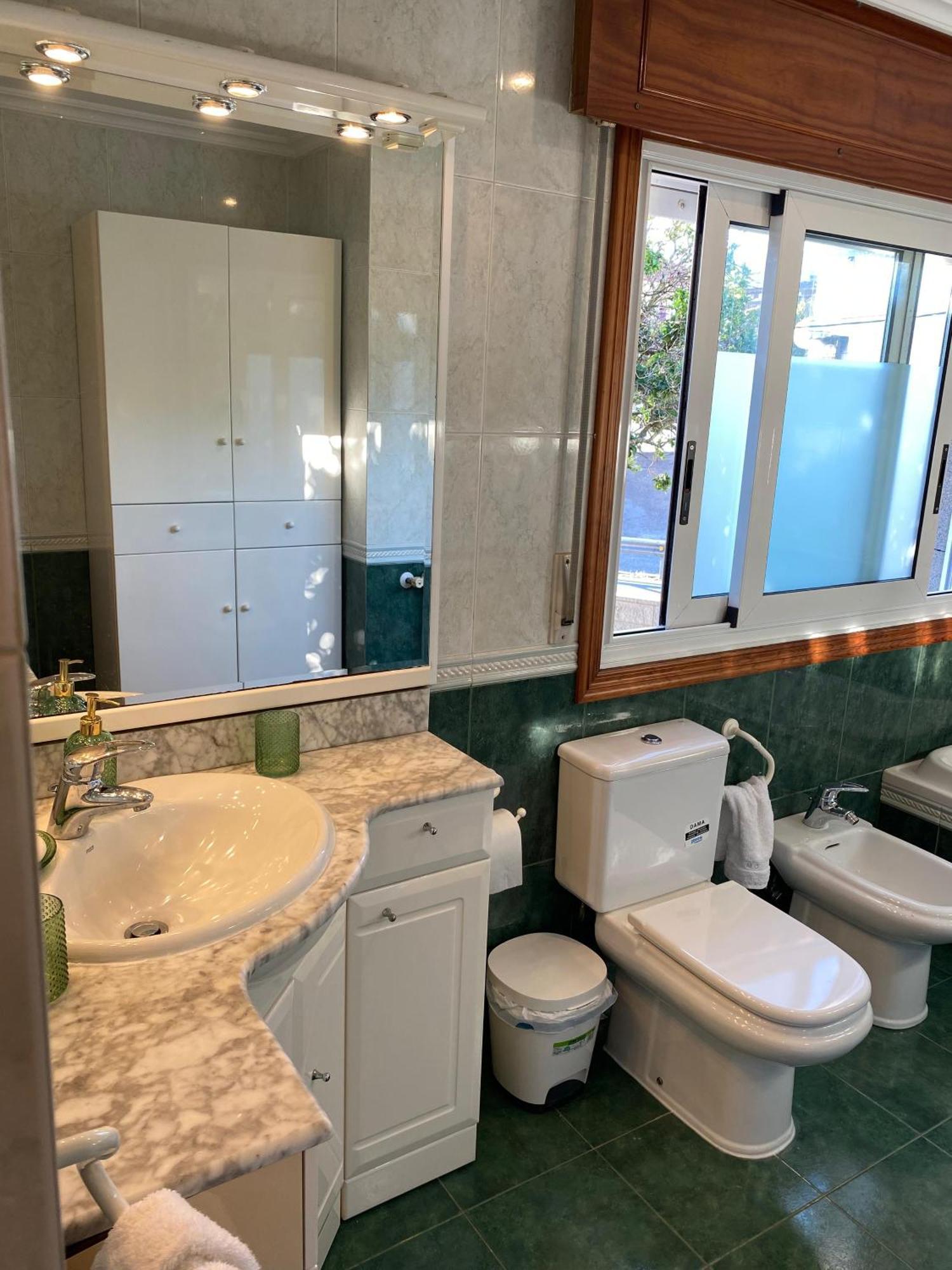 Chalet Adosado Independiente En Vigo - Canido Oya المظهر الخارجي الصورة